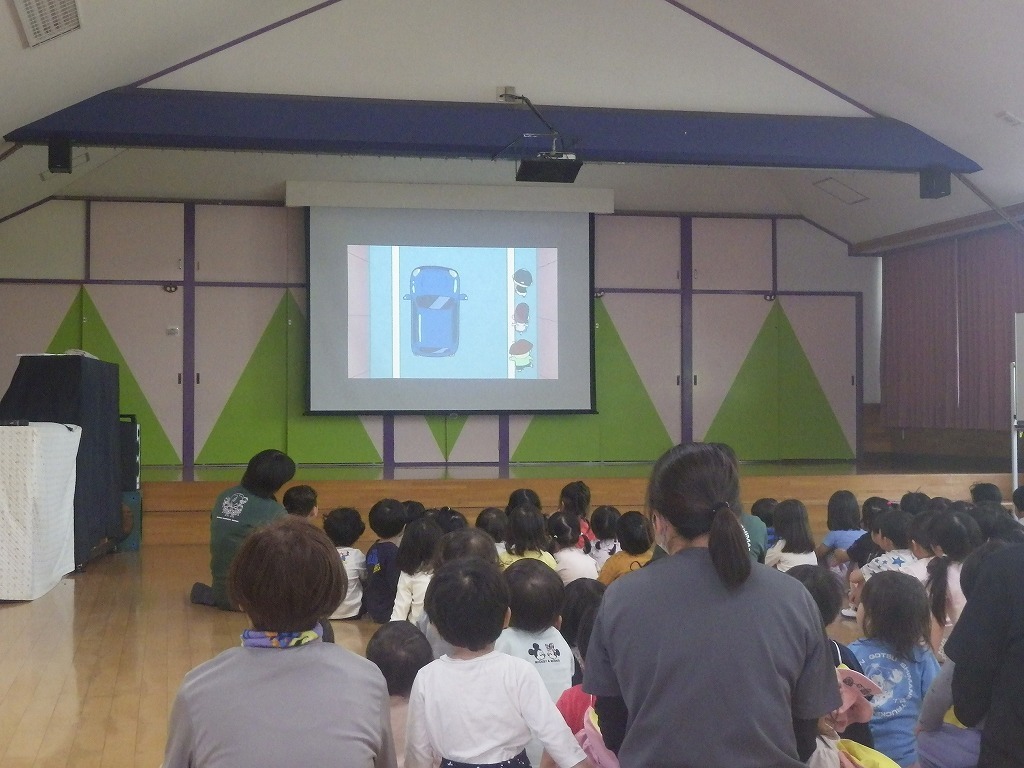 交通ルールを学びます！