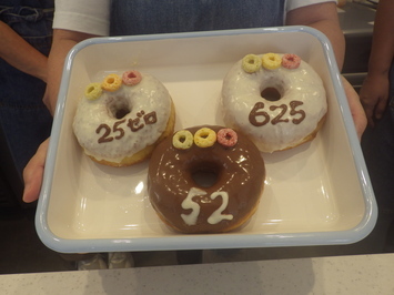 交通事故０(ゼロ)への思いを込めたドーナッツ！