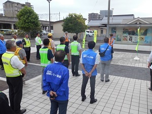 署長より説明している様子