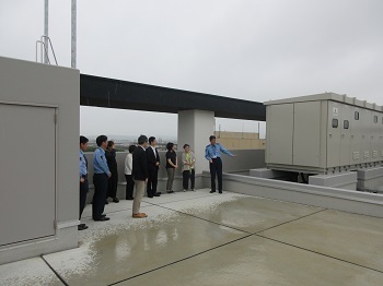 庁舎見学の様子