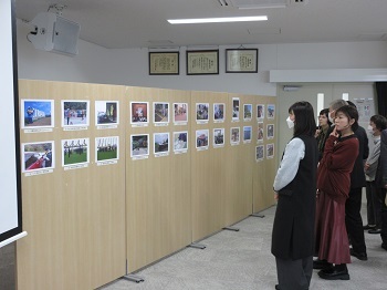 写真コンクール視察の様子