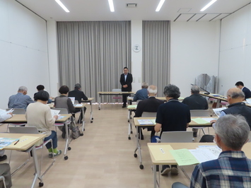 総会の様子１