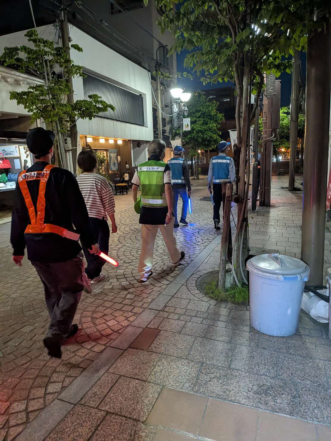 一般の方とパトロール