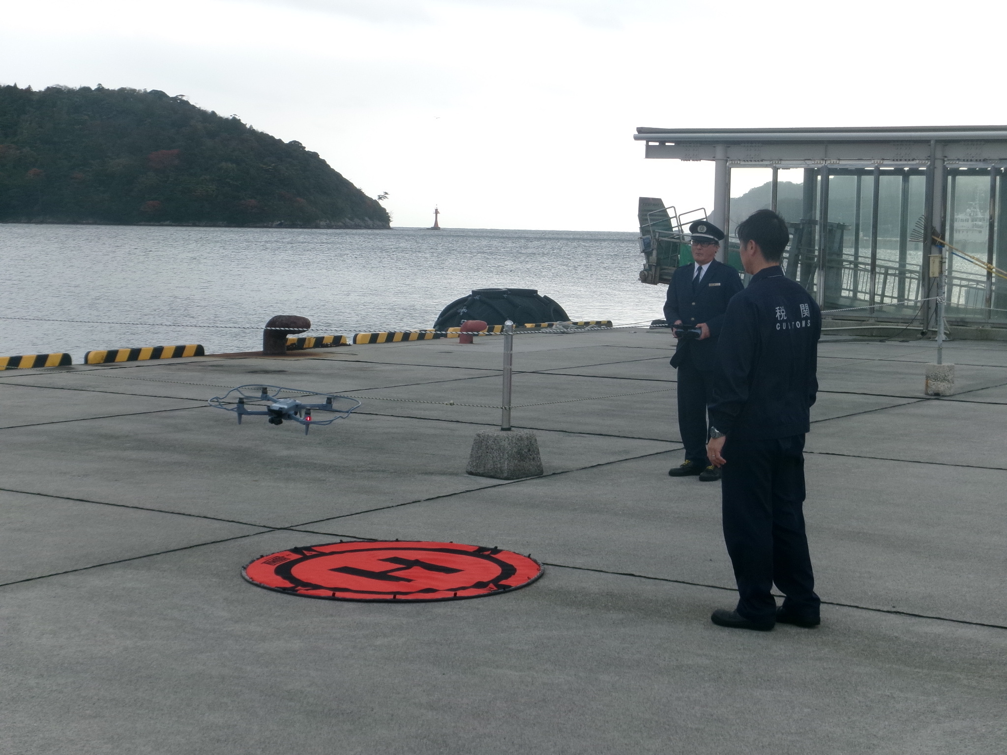 警察・税関合同不審事案対応訓練２