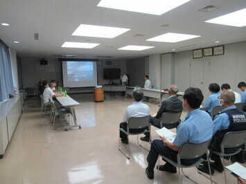 水産庁職員による講演会の写真