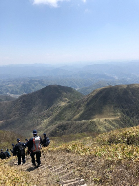 三瓶下山の様子